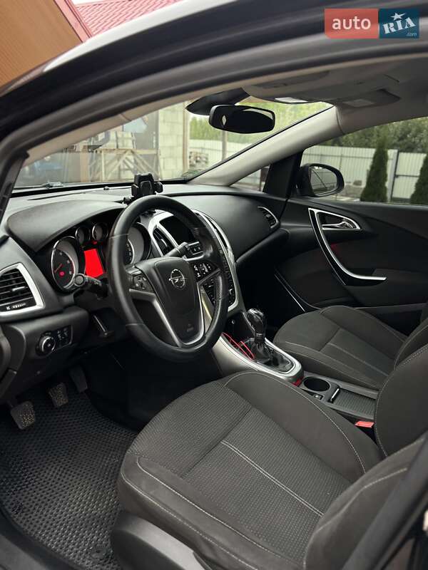 Хэтчбек Opel Astra 2010 в Ивано-Франковске фото 5 Хэтчбек Opel Astra 2010 в Ивано-Франковске