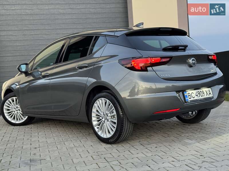 Хетчбек Opel Astra 2018 в Стрию