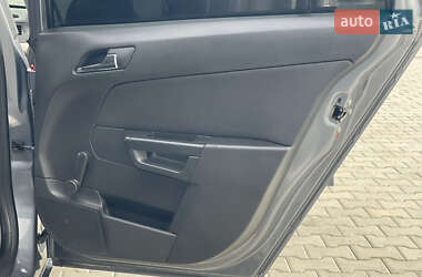 Универсал Opel Astra 2007 в 