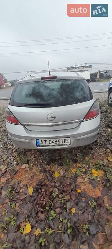 Хэтчбек Opel Astra 2009 в Брошневе-Осаде фото 2 Хэтчбек Opel Astra 2009 в Брошневе-Осаде