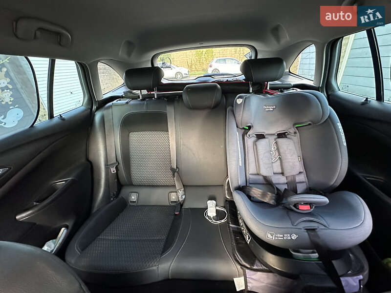 Універсал Opel Astra 2018 в Києві фото 16 Універсал Opel Astra 2018 в Києві