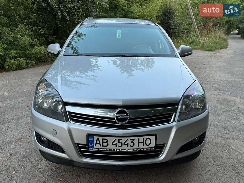 Opel Astra 2013