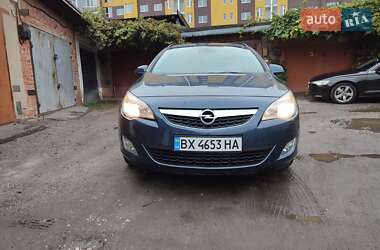 Універсал Opel Astra 2011 в Хмельницькому