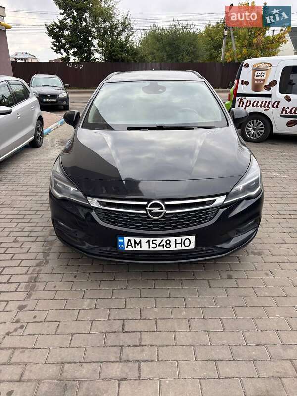 Универсал Opel Astra 2017 в 