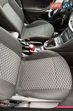 Универсал Opel Astra 2017 в 