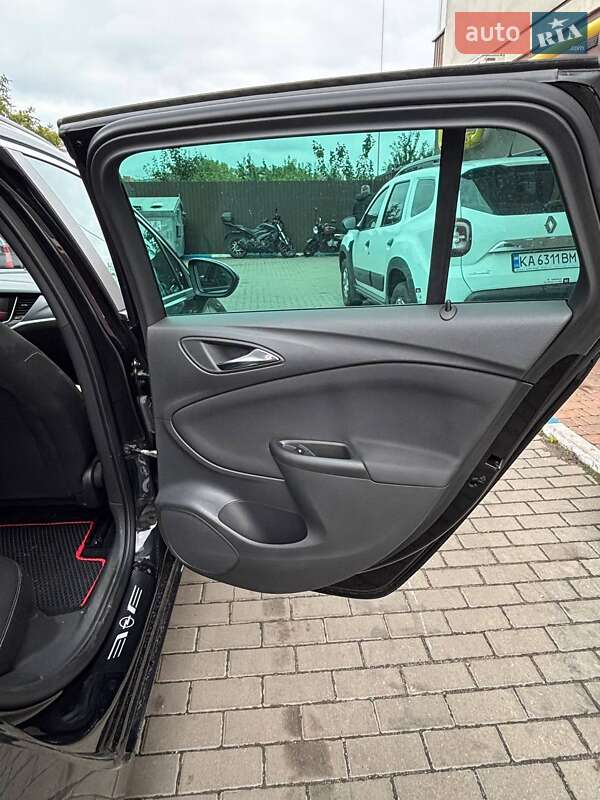 Универсал Opel Astra 2017 в Крюковщине