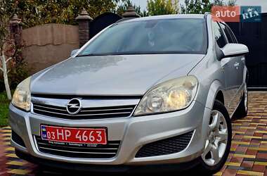 Универсал Opel Astra 2008 в Луцке