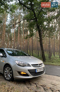 Универсал Opel Astra 2013 в Черкассах