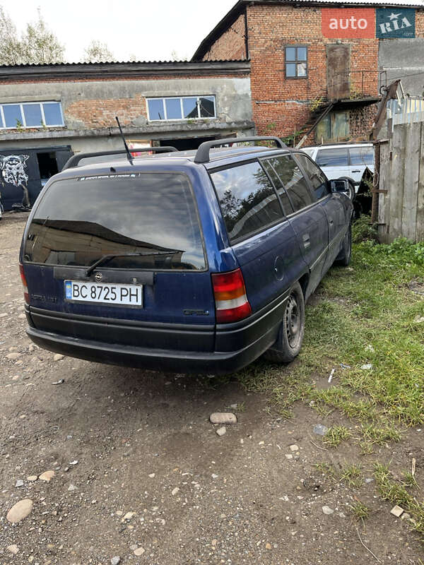 Универсал Opel Astra 1994 в Долине фото 2 Универсал Opel Astra 1994 в Долине