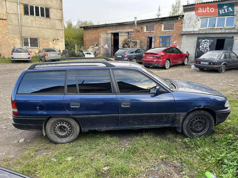 Универсал Opel Astra 1994 в Долине фото 3 Универсал Opel Astra 1994 в Долине