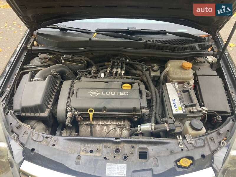 Універсал Opel Astra 2009 в Полтаві