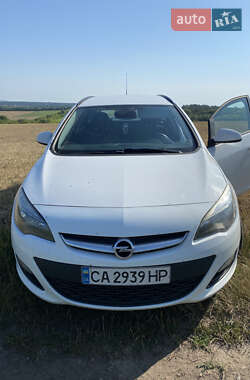 Универсал Opel Astra 2015 в Черкассах