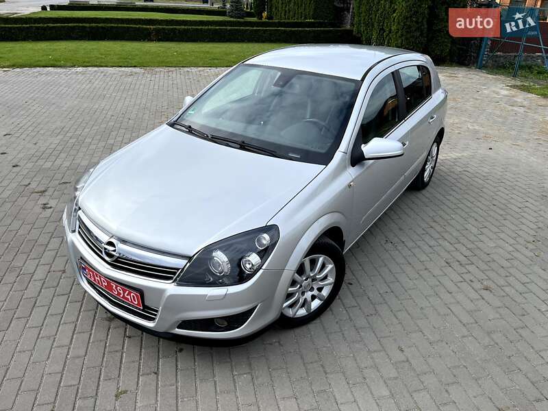 Opel Astra 2009