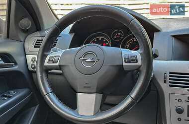 Универсал Opel Astra 2009 в 
