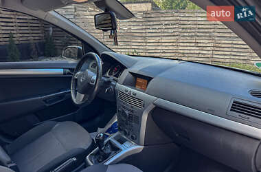 Универсал Opel Astra 2009 в 