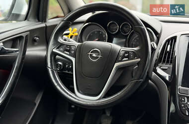 Универсал Opel Astra 2014 в 