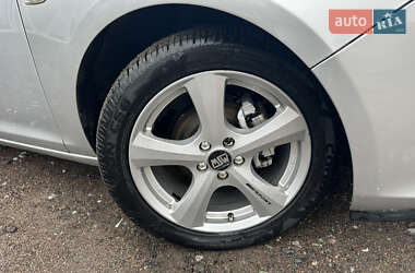 Хэтчбек Opel Astra 2010 в 