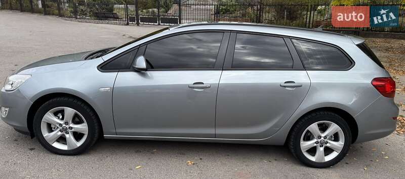 Универсал Opel Astra 2011 в Кобеляках фото 6 Универсал Opel Astra 2011 в Кобеляках