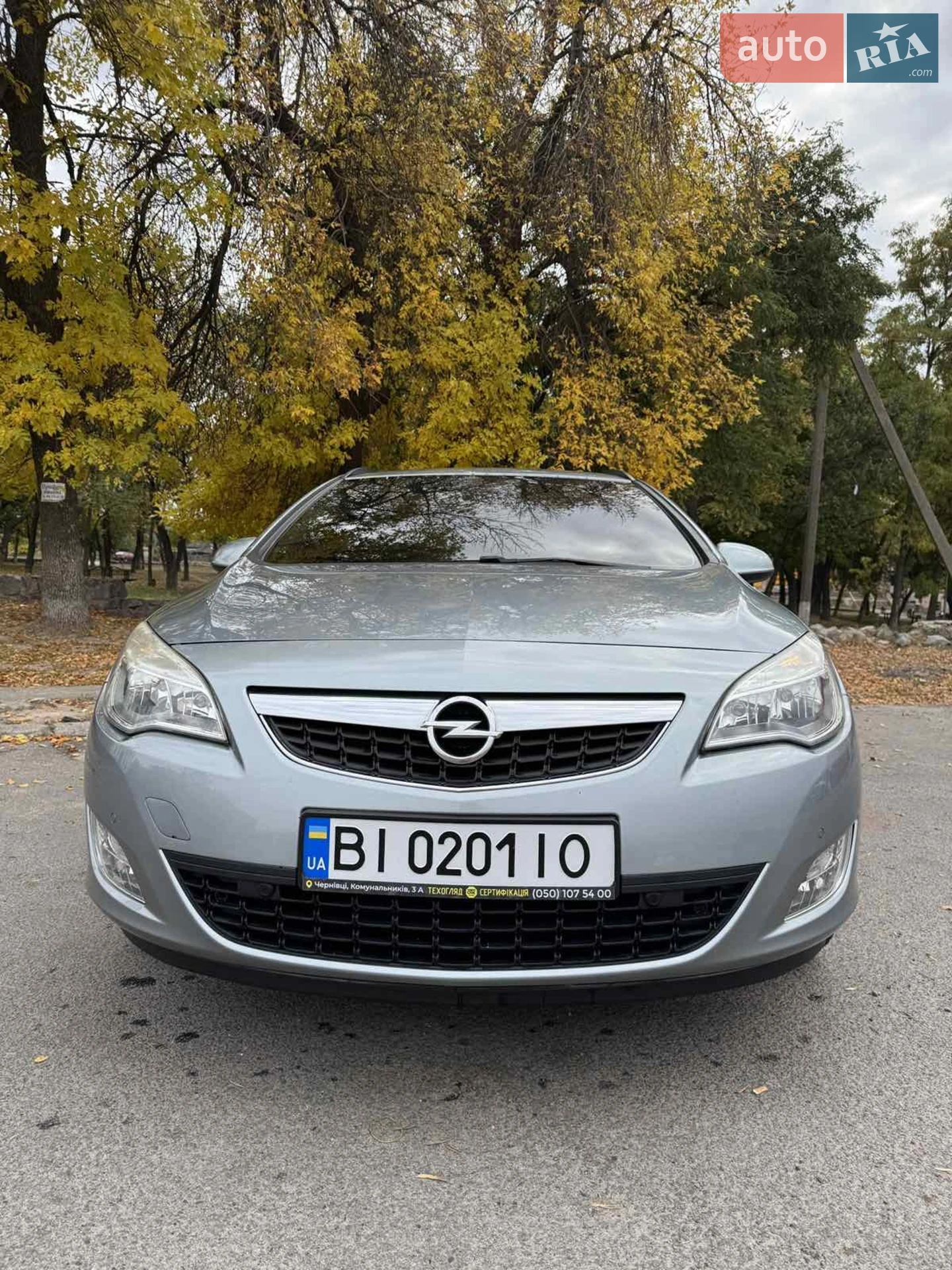 2011 Opel Astra - фото 1