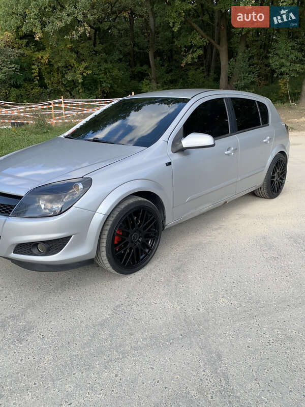Хэтчбек Opel Astra 2005 в Львове фото 5 Хэтчбек Opel Astra 2005 в Львове