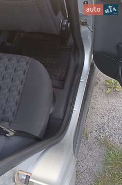 Универсал Opel Astra 2001 в  фото 16 Универсал Opel Astra 2001 в