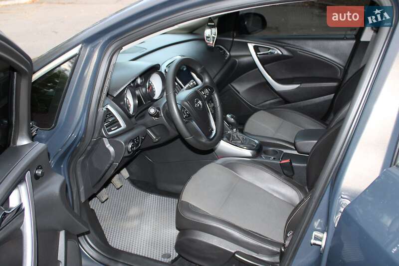 Универсал Opel Astra 2012 в Днепре фото 21 Универсал Opel Astra 2012 в Днепре