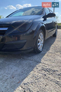 Универсал Opel Astra 2006 в 