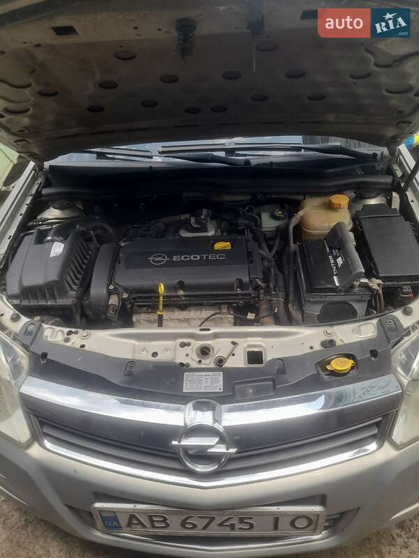 Універсал Opel Astra 2008 в Теплику