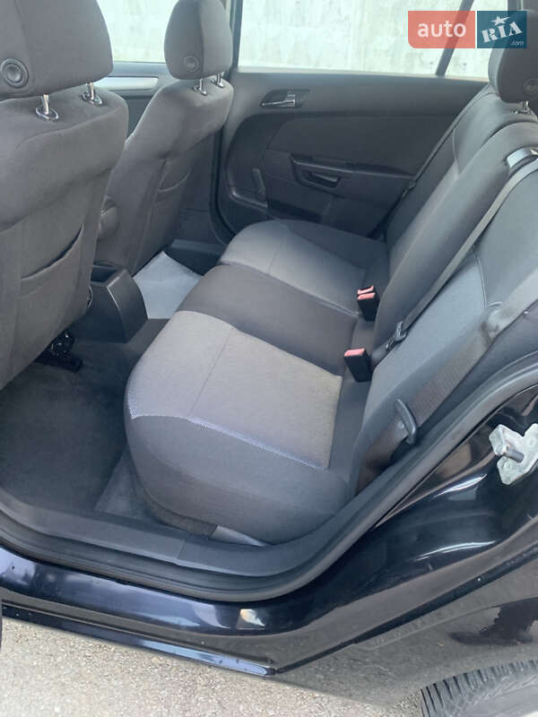 Универсал Opel Astra 2009 в Надворной фото 18 Универсал Opel Astra 2009 в Надворной