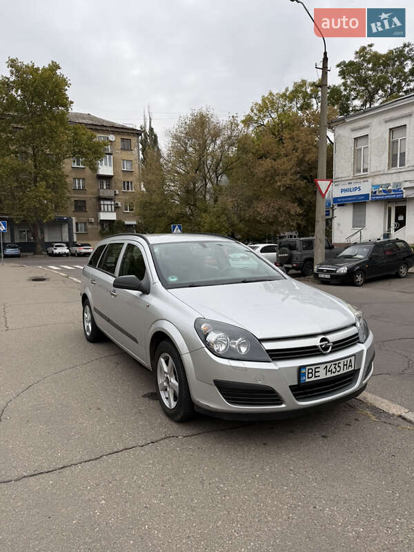 Универсал Opel Astra 2004 в Николаеве фото 3 Универсал Opel Astra 2004 в Николаеве