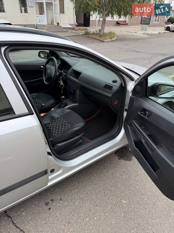 Универсал Opel Astra 2004 в Николаеве фото 18 Универсал Opel Astra 2004 в Николаеве