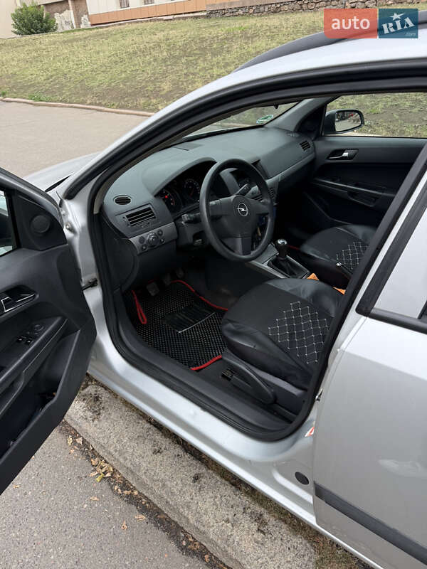 Универсал Opel Astra 2004 в Николаеве фото 25 Универсал Opel Astra 2004 в Николаеве