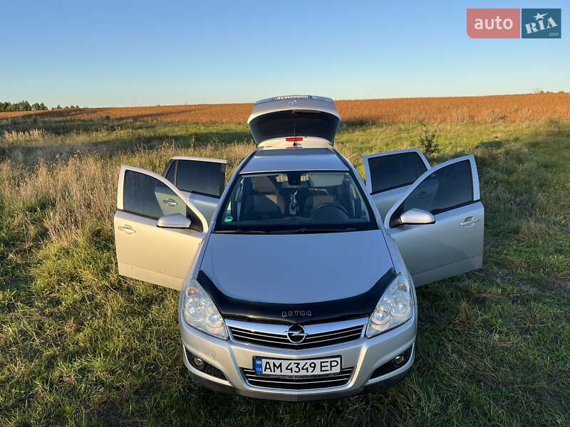 Універсал Opel Astra 2009 в Звягелі фото 17 Універсал Opel Astra 2009 в Звягелі