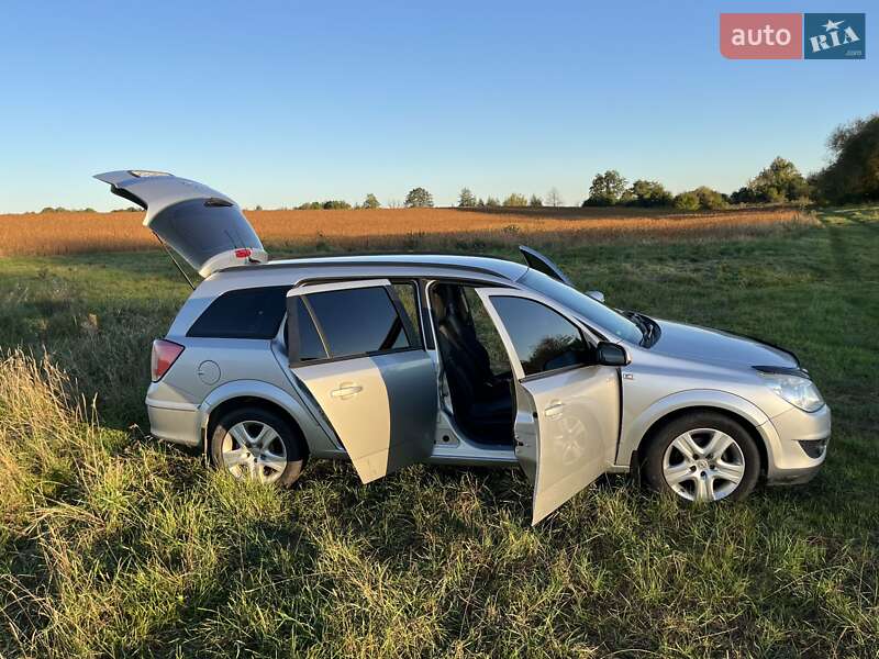 Універсал Opel Astra 2009 в Звягелі фото 22 Універсал Opel Astra 2009 в Звягелі