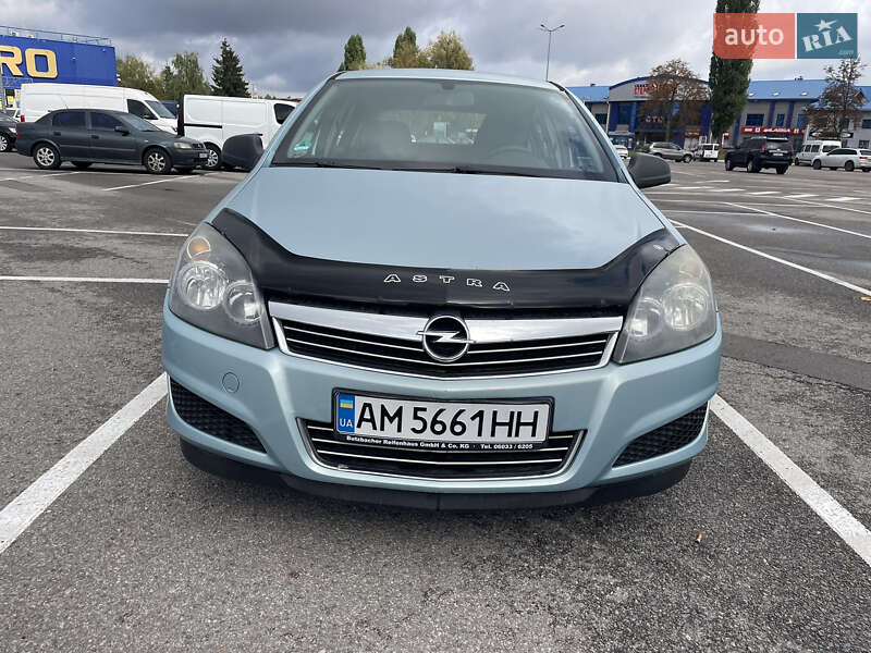 Opel Astra 2009 Opel Astra 2009