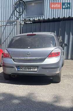 Хетчбек Opel Astra 2004 в Самборі