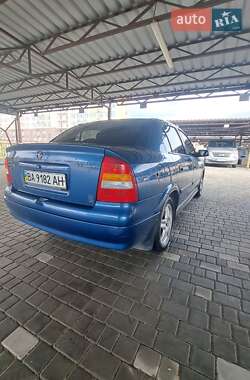 Седан Opel Astra 2007 в 
