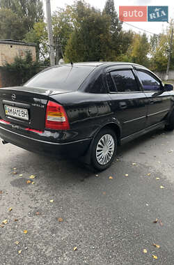 Седан Opel Astra 2007 в 