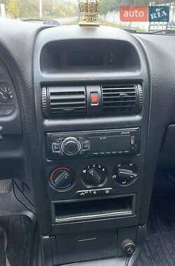 Седан Opel Astra 2007 в 
