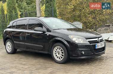 Хэтчбек Opel Astra 2006 в 