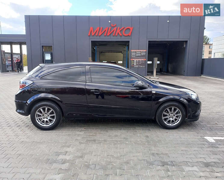 Хэтчбек Opel Astra 2008 в Кривом Роге