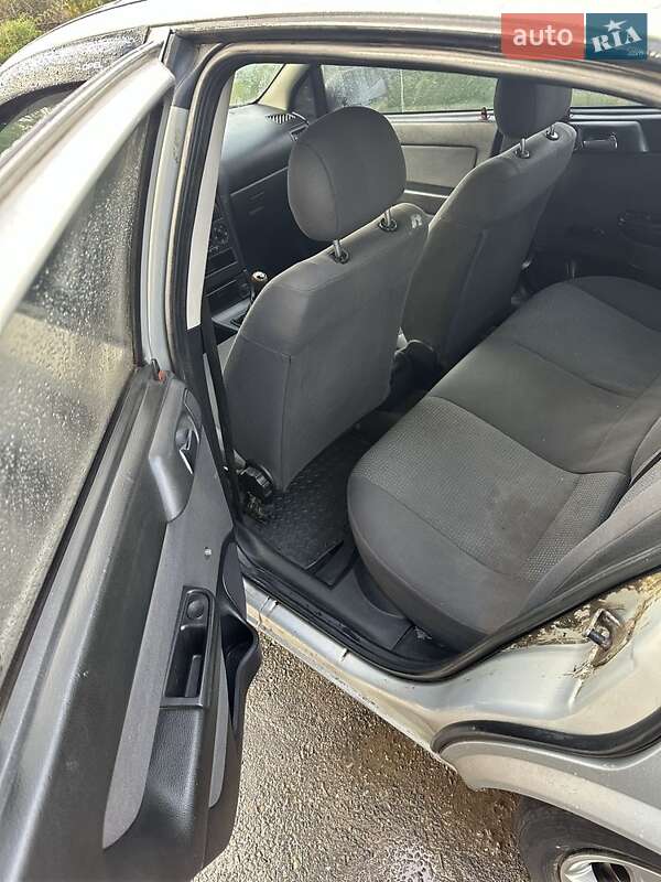 Седан Opel Astra 2008 в Баштанке