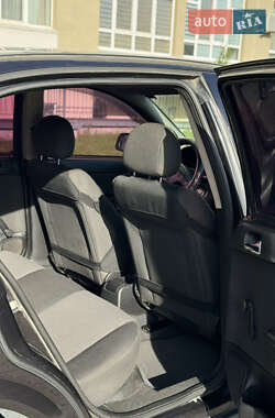 Седан Opel Astra 2006 в 