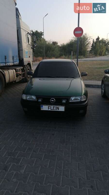 Седан Opel Astra 1998 в Днепре фото 7 Седан Opel Astra 1998 в Днепре