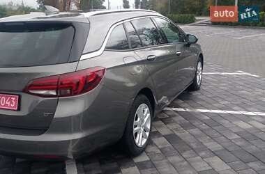Универсал Opel Astra 2017 в 