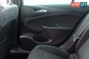 Универсал Opel Astra 2017 в 