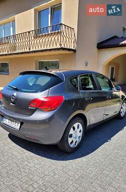 Хетчбек Opel Astra 2011 в Дрогобичі