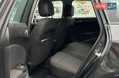 Универсал Opel Astra 2013 в 