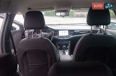 Универсал Opel Astra 2017 в 
