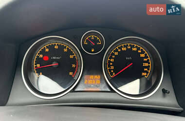 Хетчбек Opel Astra 2008 в 